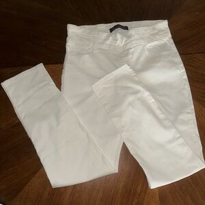 White pull on jeans